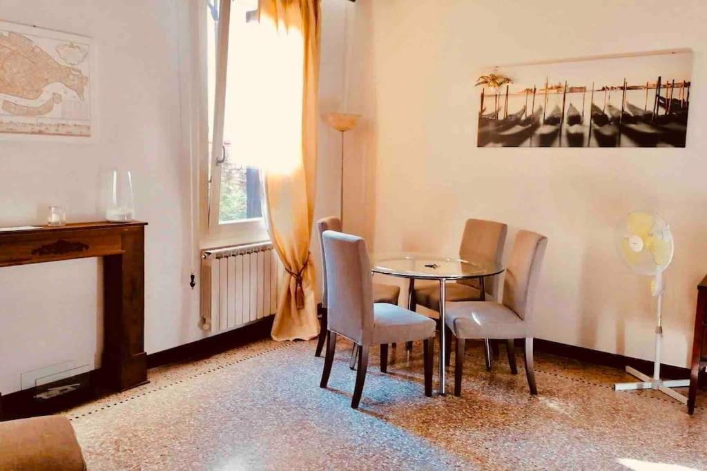 Centralissimo Tra San Marco E Palazzo Grassi Wenecja